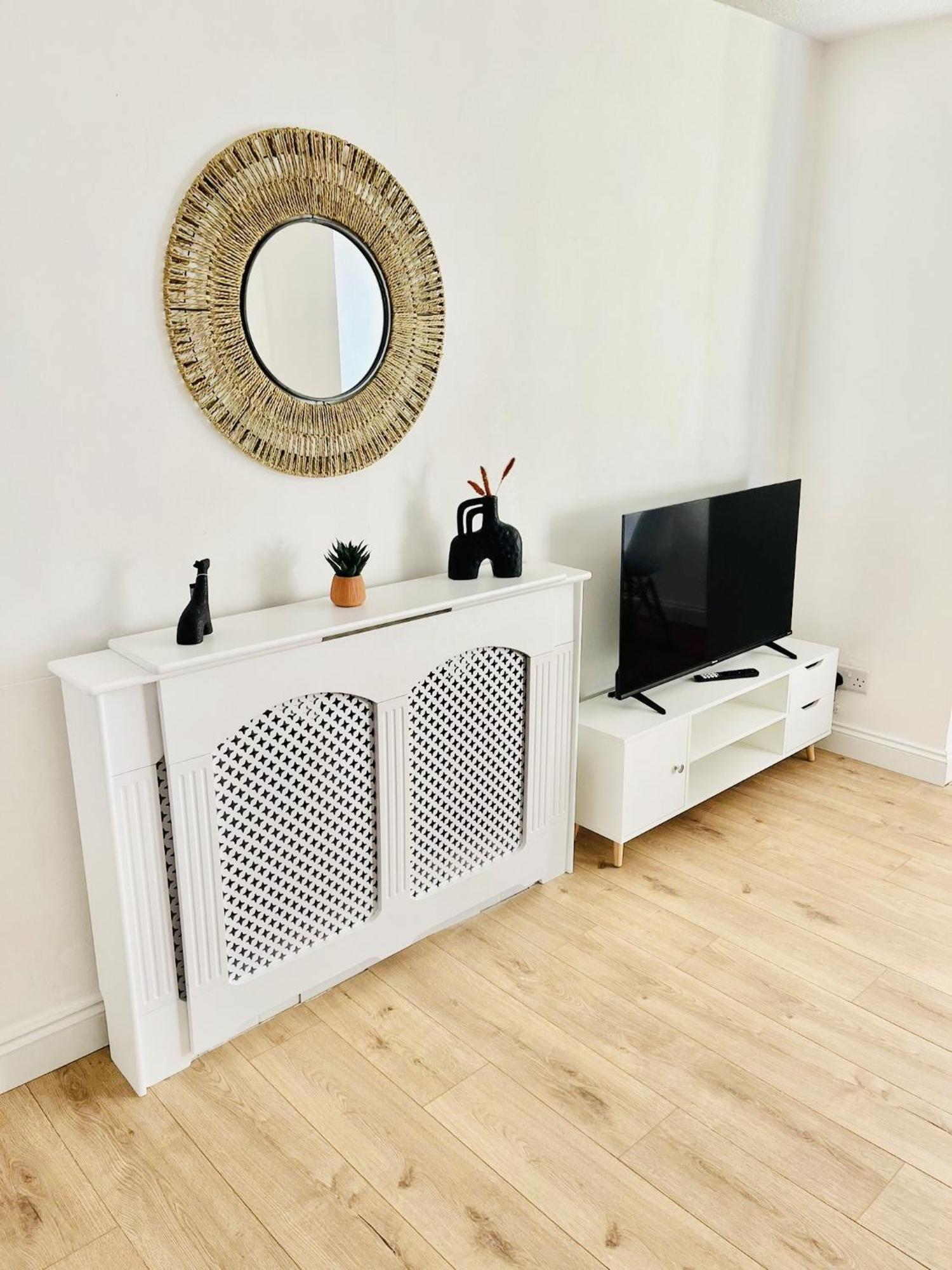 Hamilton House Apartment พอร์ตสมัธ ภายนอก รูปภาพ