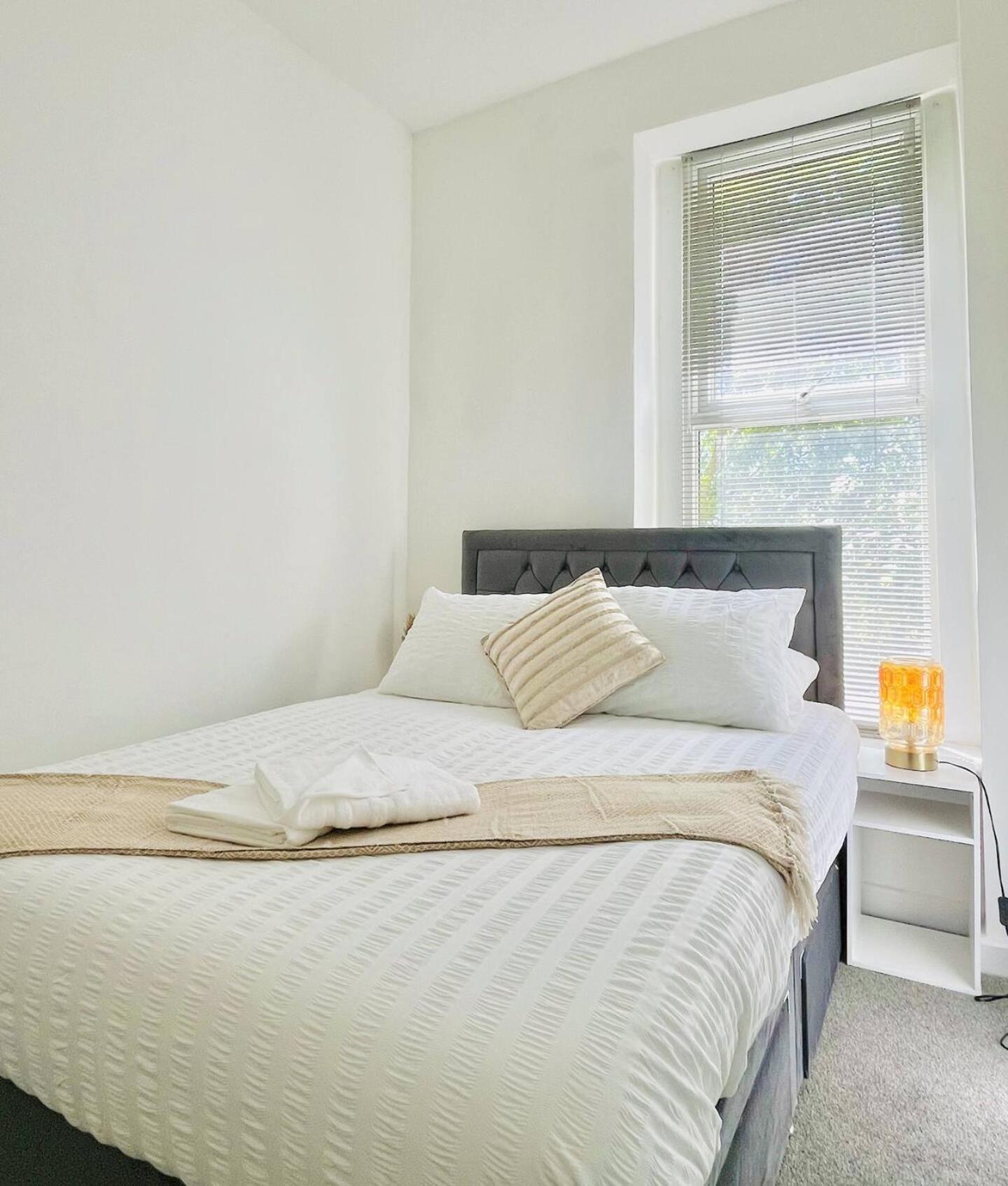 Hamilton House Apartment พอร์ตสมัธ ภายนอก รูปภาพ