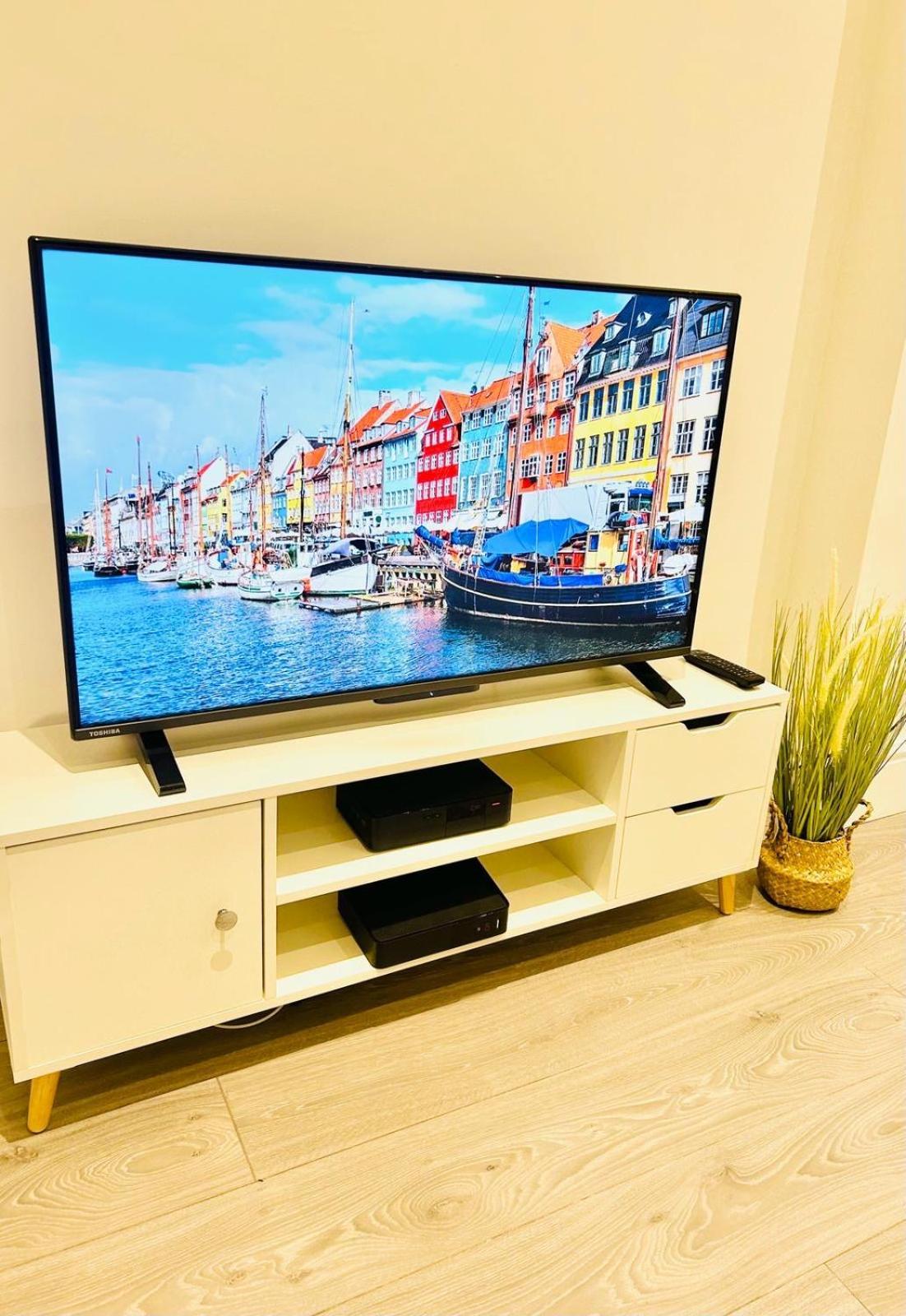 Hamilton House Apartment พอร์ตสมัธ ภายนอก รูปภาพ