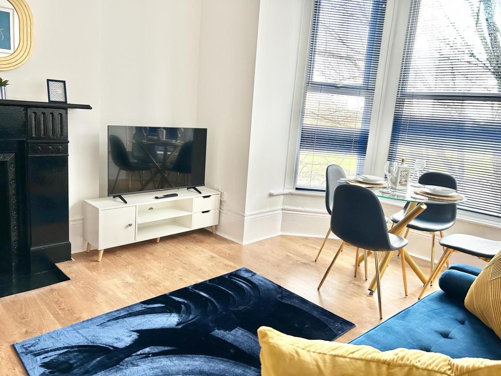 Hamilton House Apartment พอร์ตสมัธ ภายนอก รูปภาพ