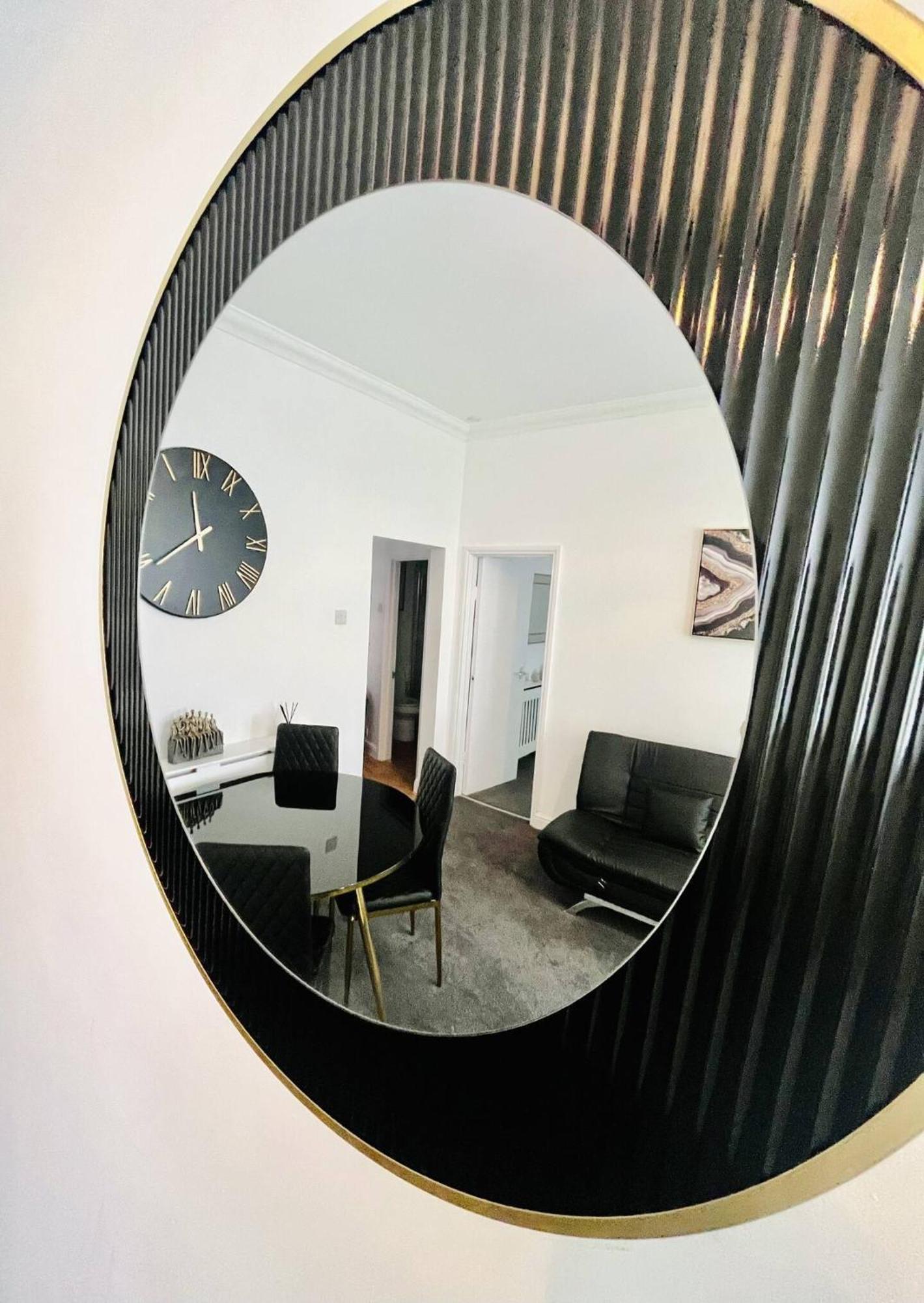 Hamilton House Apartment พอร์ตสมัธ ภายนอก รูปภาพ
